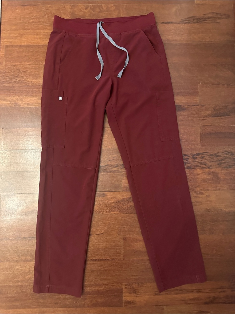 Figs Men’s Axim Straight Leg Scrub Pant in Burgundy, Small